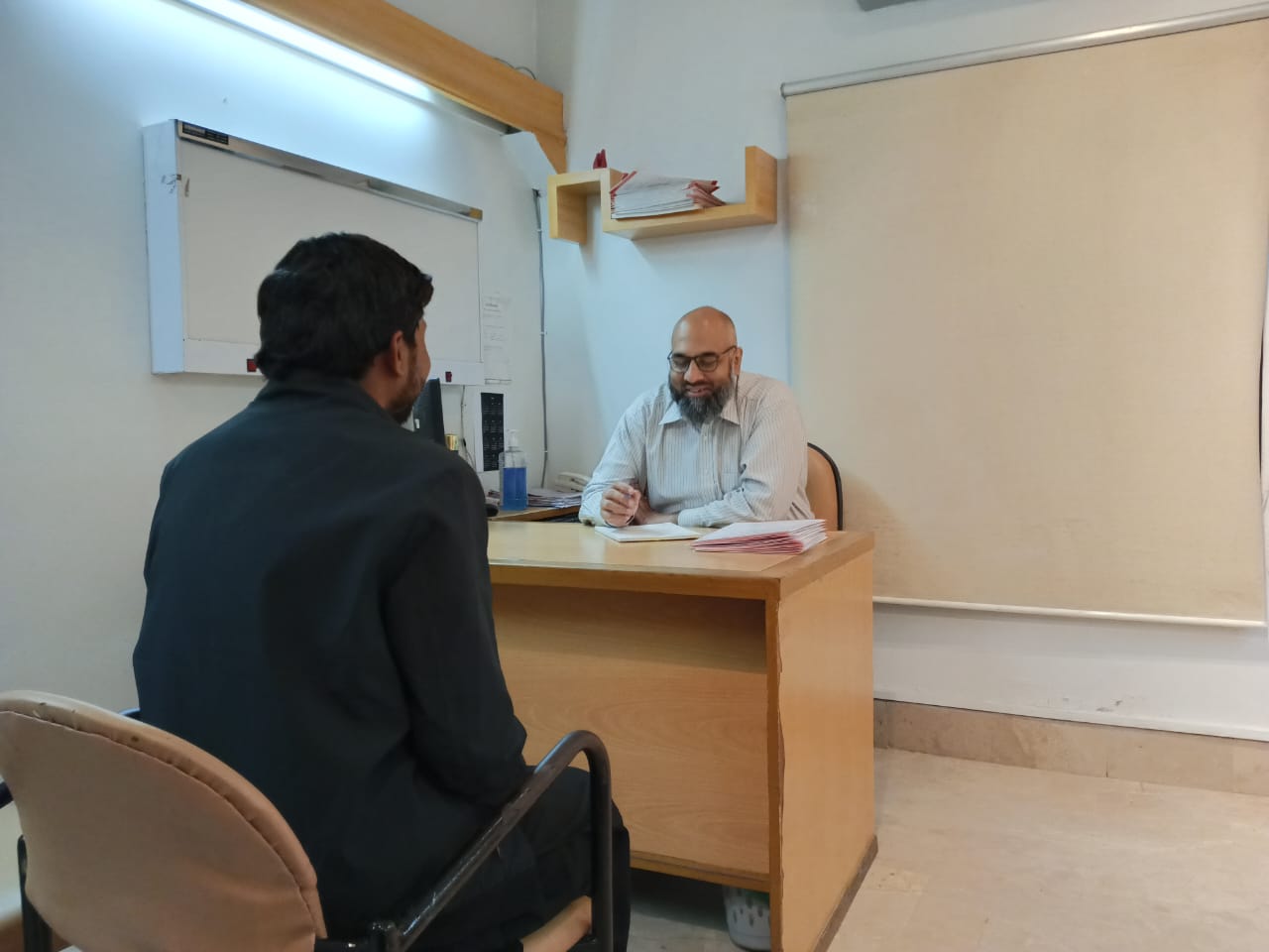 Best Gastroenterologist in Karachi | Why Choose Dr. Ali Taj